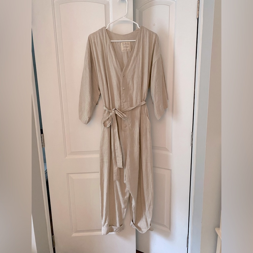 Avy & Co. Omah Linen Jumpsuit